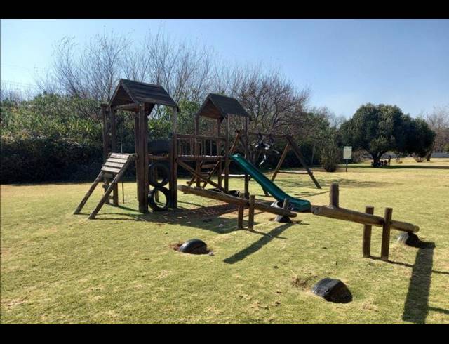 0 BEDROOM TOWNHOUSE FOR SALE IN ROODEPOORT WEST